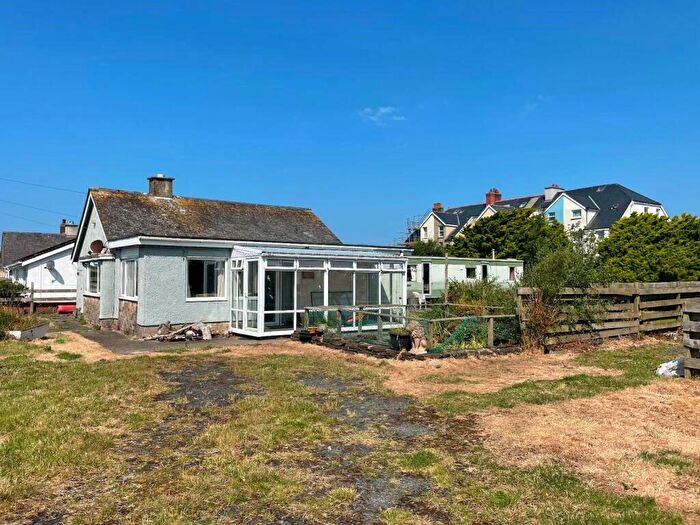 3 Bedroom Bungalow For Sale In Rhiannedd, Talbot Road, Fairbourne, Gwynedd, LL38