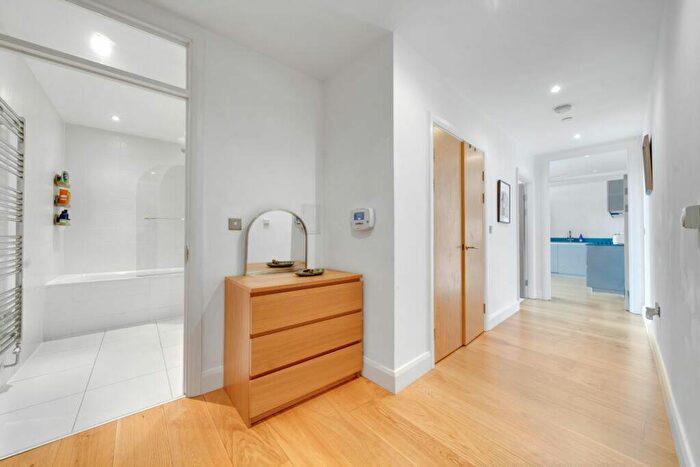1 Bedroom Flat For Sale In Barry Blandford Way, Hoey Court, E3