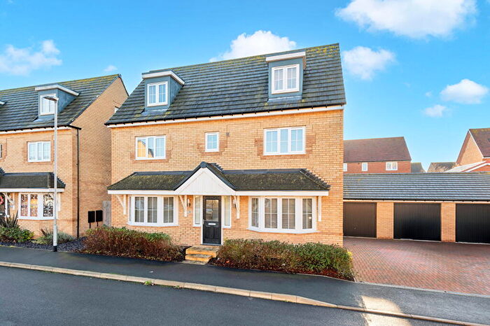 5 Bedroom Detached House For Sale In Tanner Drive, Godmanchester, Godmanchester, PE29