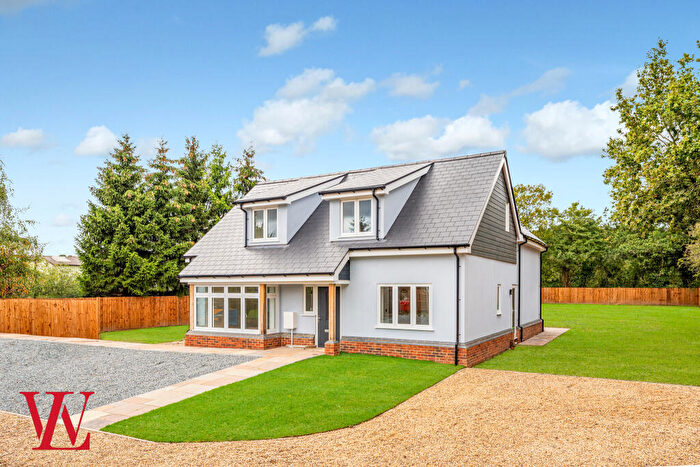 4 Bedroom Detached House For Sale In Chapel End, Broxted, Essex, CM6