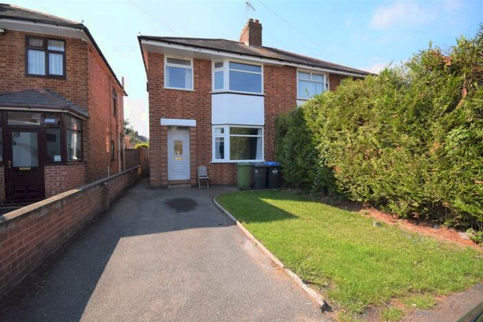 3 Bedroom Semi-Detached House To Rent In Shuckburgh Crescent, Rugby, CV22
