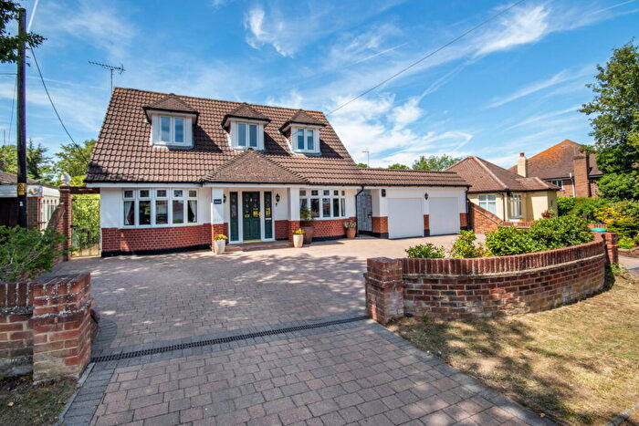 4 Bedroom Detached House For Sale In Gorsewood Road, Hartley, Longfield, DA3