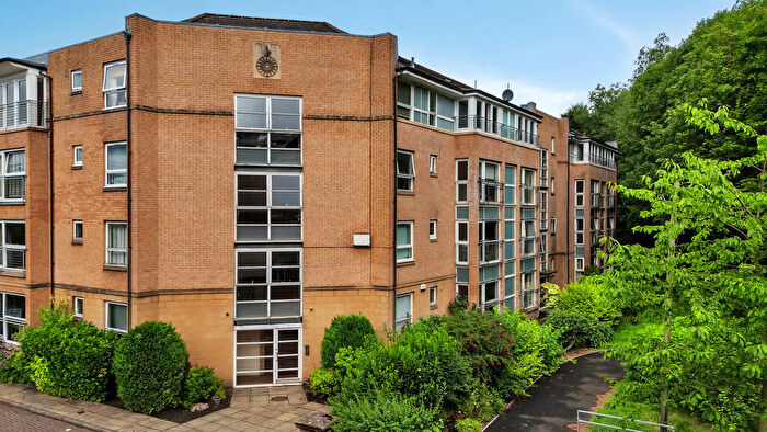 2 Bedroom Flat For Sale In Dyce Lane, Partick, G11