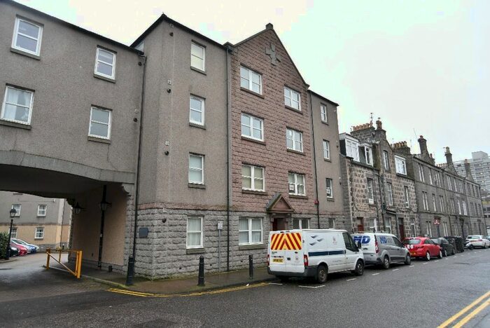 2 Bedroom Flat To Rent In St. Clair Street, City Centre, Aberdeen, AB24