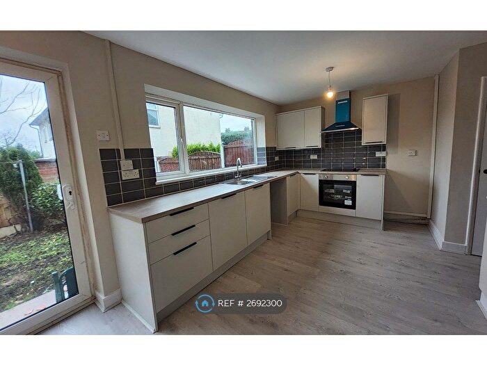 3 Bedroom Semi-Detached House To Rent In Wilbraham Road, Worsley, Manchester, M28