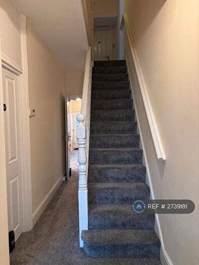 5 Bedroom Terraced House To Rent In Lorne Street, Reading, RG1