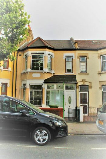 6 Bedroom Terraced House To Rent In Harold Road, Upton Park, E13