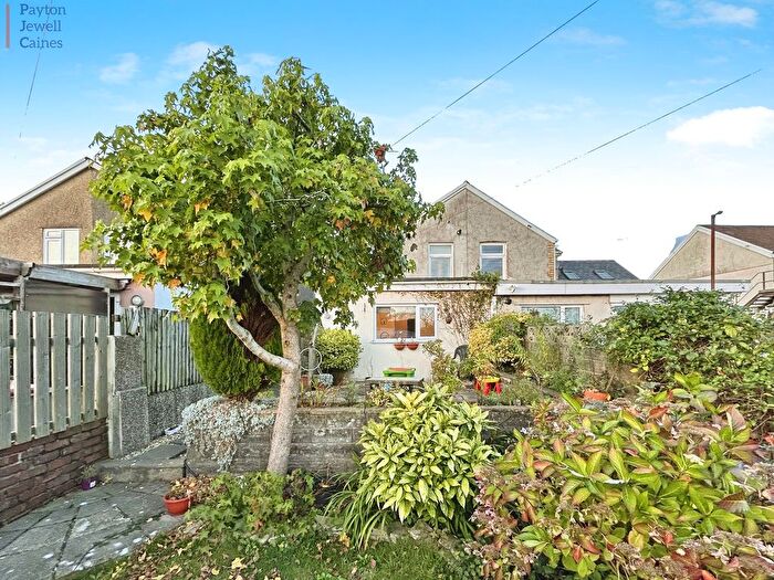 3 Bedroom Semi-Detached House For Sale In Pant Hirwaun, Heol-Y-Cyw, Bridgend County., CF35