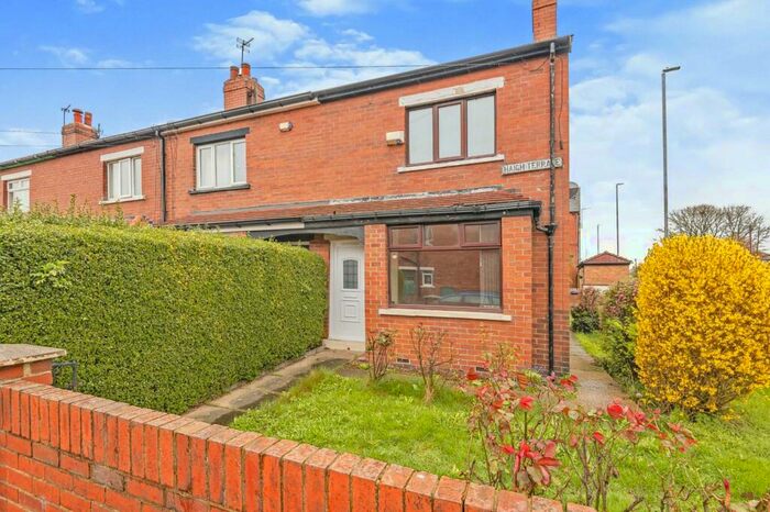 2 Bedroom End Of Terrace House To Rent In Haigh Terrace, Rothwell, Leeds, West Yorkshire, LS26