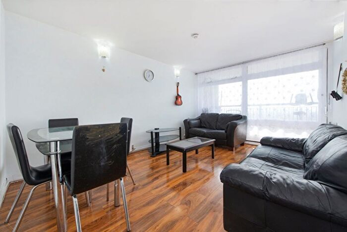 1 Bedroom Flat To Rent In Golborne Road, Notting Hill, W10