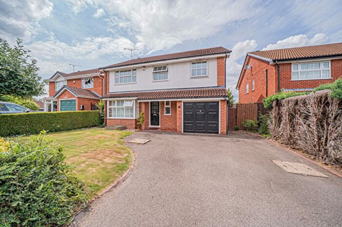 4 Bedroom Detached House For Sale In Wilton Road, Balsall Common, CV7