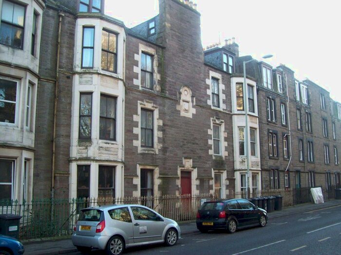 3 Bedroom Flat To Rent In Garland Place, Dundee, DD3