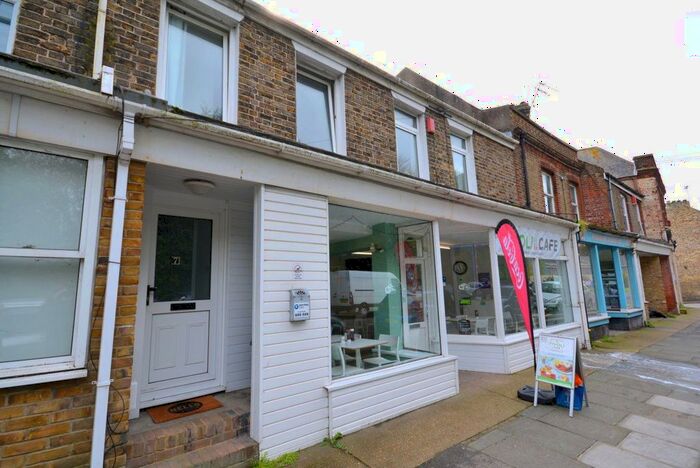 2 Bedroom Flat To Rent In Tivoli Road, Margate, CT9