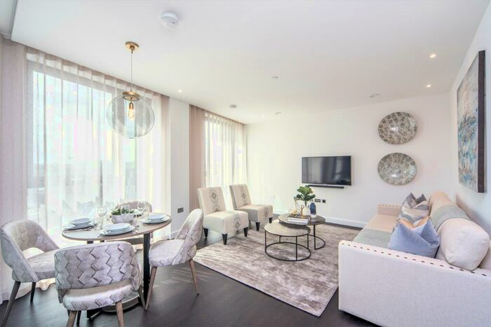 2 Bedroom Flat To Rent In Thornes House, Nine Elms, London, SW11