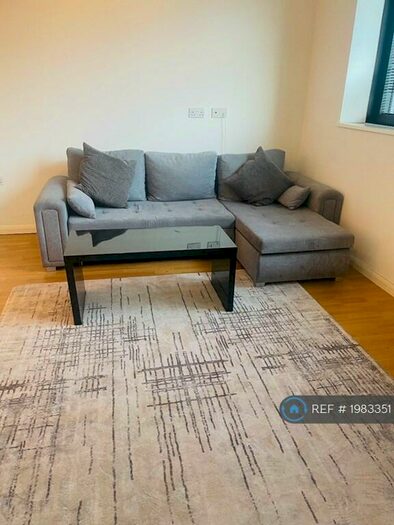 1 Bedroom Flat To Rent In Mann Island, Liverpool, L3