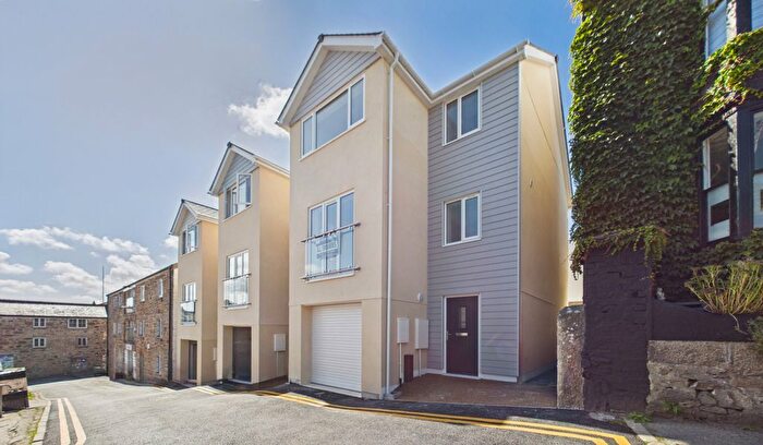 3 Bedroom Terraced House For Sale In Belgravia Street, Penzance, TR18