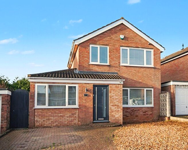3 Bedroom Detached House For Sale In Cordon Crescent, Earls Barton, Northampton, NN6