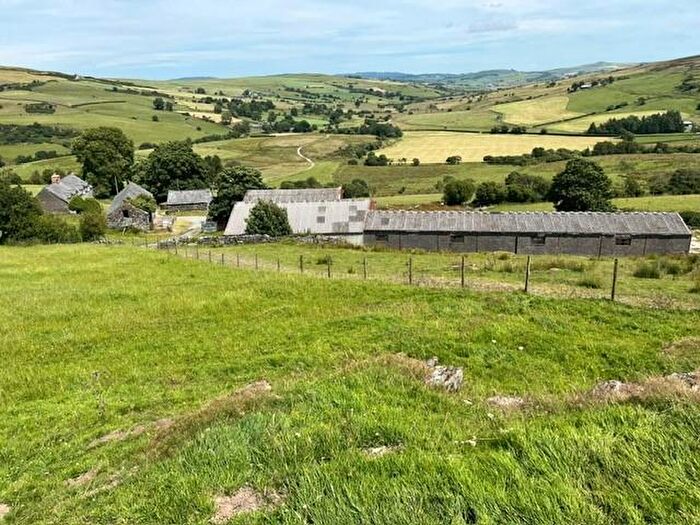 3 Bedroom Property For Sale In Cerrigydrudion, Corwen, LL21