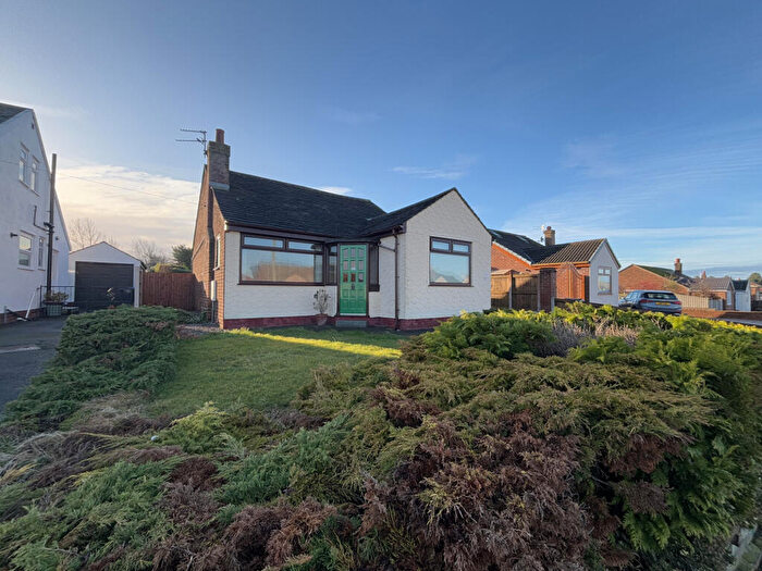 2 Bedroom Bungalow For Sale In Parksway, Knott End On Sea, FY6