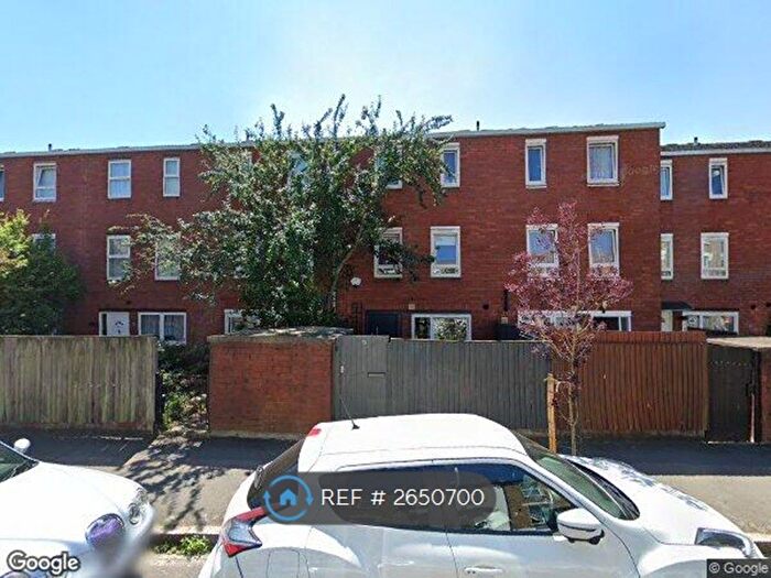 3 Bedroom Maisonette To Rent In Homerton, Homerton, E9