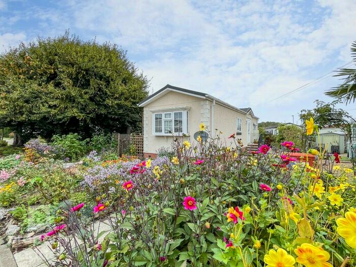 2 Bedroom Park Home For Sale In Woodland View, Stratton Strawless, Norwich, NR10