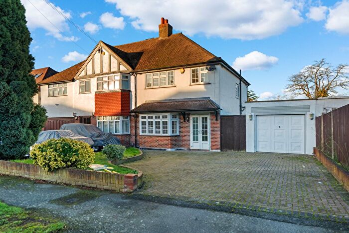 3 Bedroom Semi-Detached House To Rent In Woodbury Drive, Sutton, Surrey, SM2