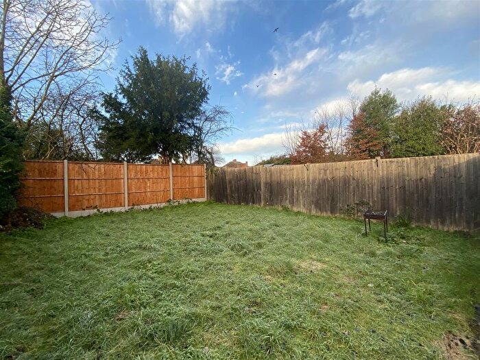1 Bedroom Flat For Sale In Maricas Avenue, Harrow, HA3