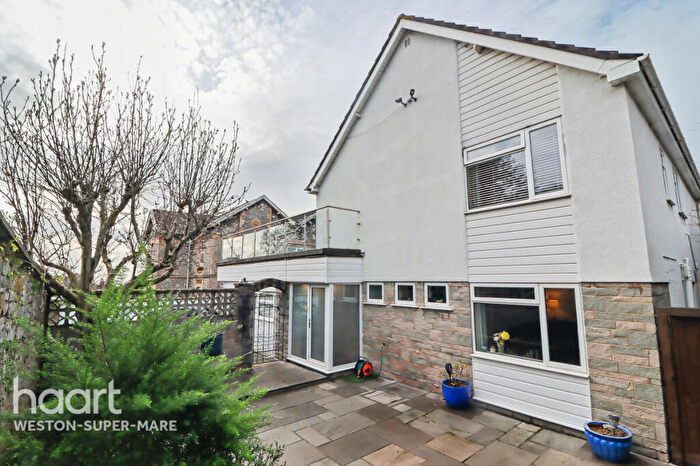 4 Bedroom Detached House For Sale In Arundell Road, Weston-Super-Mare, BS23