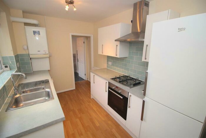 2 Bedroom Flat To Rent In Meldon Terrace, Heaton, Newcastle Upon Tyne, NE6