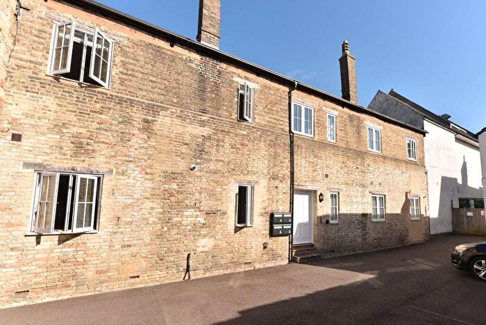 1 Bedroom Apartment For Sale In East Street, Crown Yard East Street, PE27