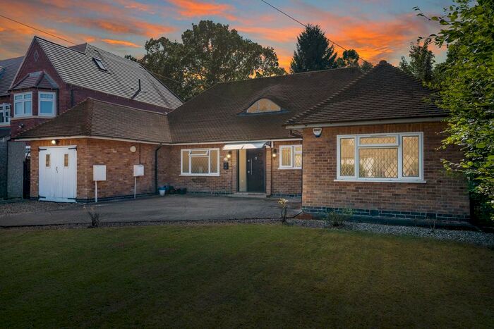 4 Bedroom Detached House To Rent In The Broadway, Oadby, LE2