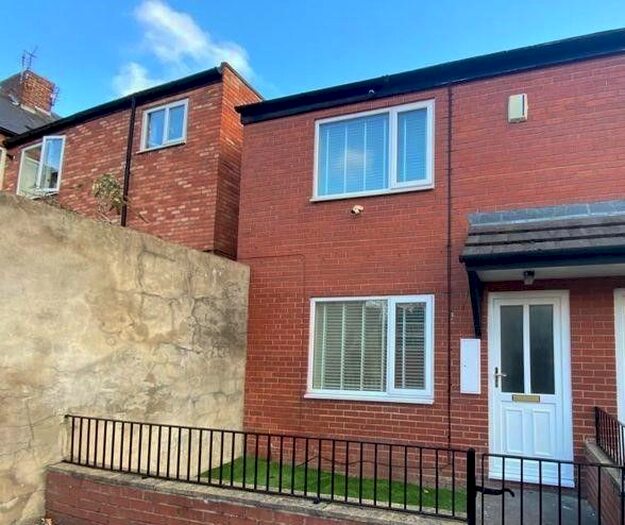 2 Bedroom End Of Terrace House To Rent In Elsdon Place, North Shields NE29