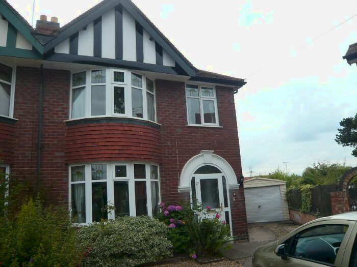 3 Bedroom House To Rent In Croft Avenue, Aylestone, Leicester, LE2