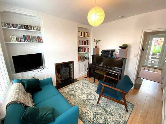 2 Bedroom Terraced House To Rent In Zealand Road, Canterbury, CT1