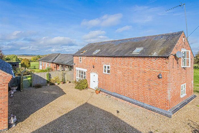 3 Bedroom Barn Conversion For Sale In Hall Lane, Welford, Northampton, NN6