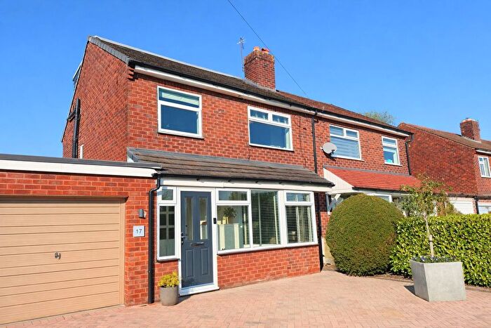 4 Bedroom Semi Detached House For Sale In , Manor Crescent, Knutsford, WA16