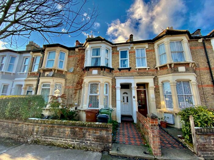 1 Bedroom Flat To Rent In Albert Road, E10