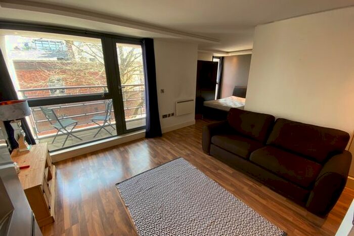Studio To Rent In Liverpool Road, Manchester, M3