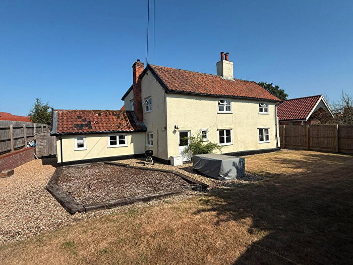4 Bedroom Cottage For Sale In New Street, Framlingham, Suffolk, IP13