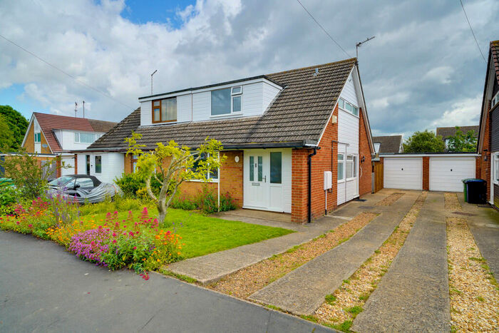 3 Bedroom Semi-Detached House To Rent In Deerpark Road, Sawtry, PE28