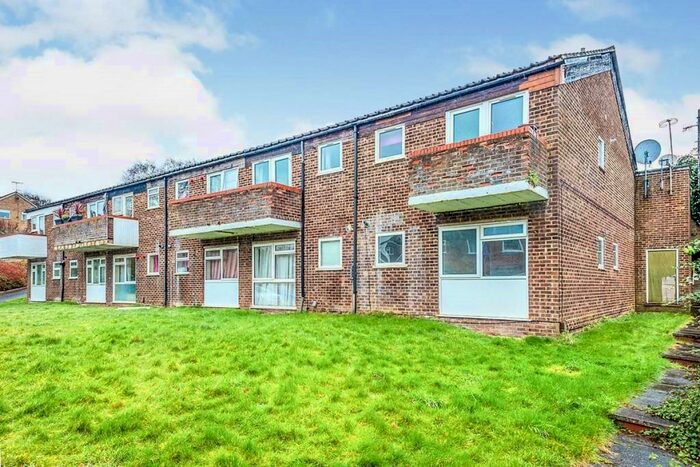 2 Bedroom End Of Terrace House To Rent In Royal Court, Hemel Hempstead, Hertfordshire, HP3