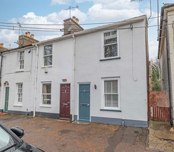 2 Bedroom End Terrace House For Sale In Front Brents, Faversham, Kent, ME13