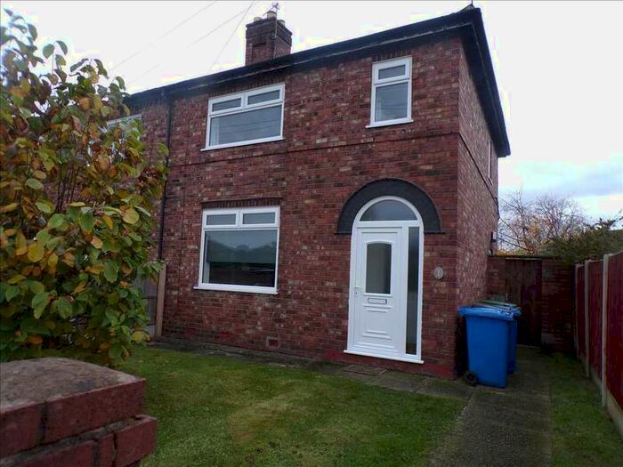 3 Bedroom Semi-Detached House To Rent In St Augustines Avenue, Latchford, Warrington, WA4