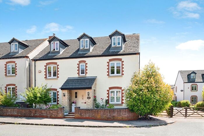 5 Bedroom Detached House For Sale In Colindale Street, Monkston Park, Milton Keynes, MK10