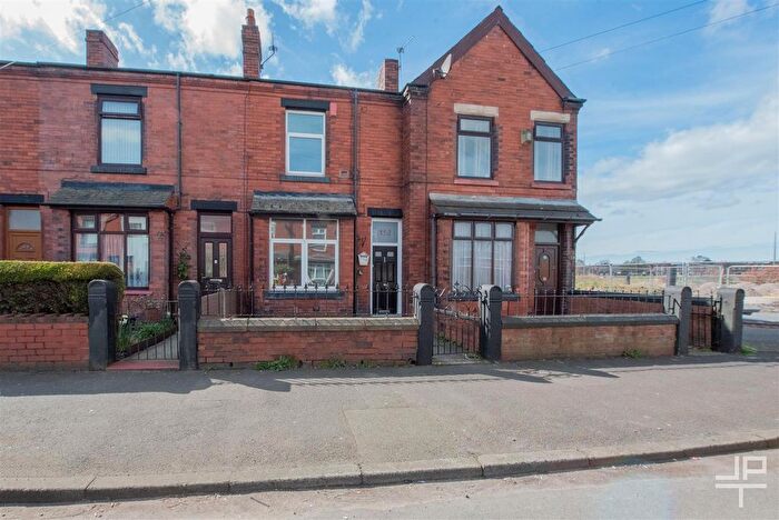 2 Bedroom Terraced House To Rent In Scot Lane, Wigan, WN5