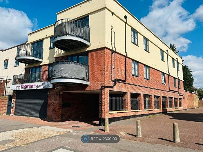 2 Bedroom Flat To Rent In Becontree Avenue, Dagenham, RM8