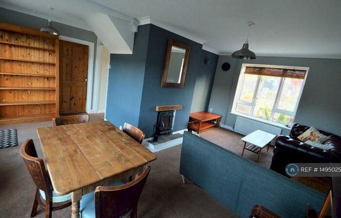 3 Bedroom Terraced House To Rent In Stanstead Crescent, Brighton, BN2