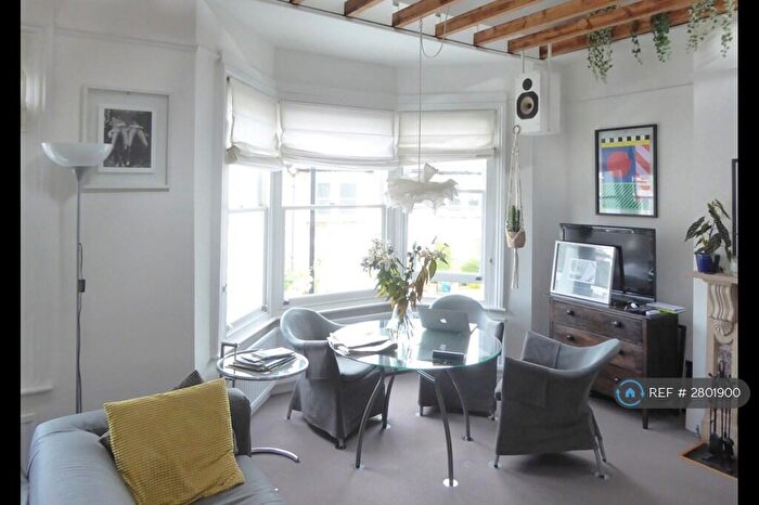 2 Bedroom Maisonette To Rent In Zenoria Street, London, SE22