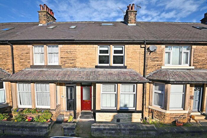 4 Bedroom Terraced House For Sale In Unity Grove, Harrogate, HG1