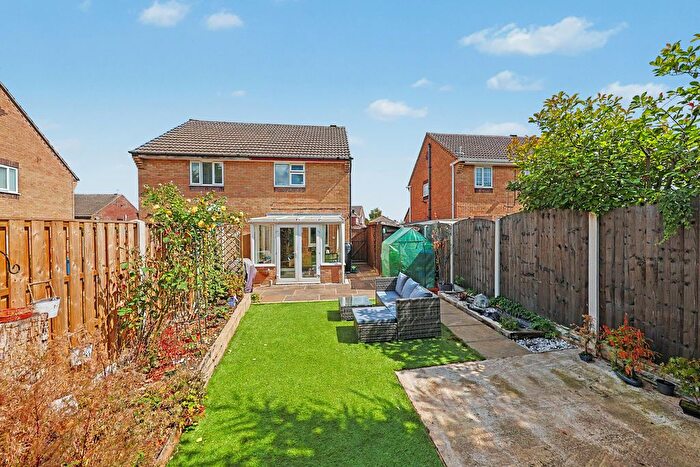 2 Bedroom Semi-Detached House For Sale In Langdale Close, Holme Hall, Chesterfield, S40